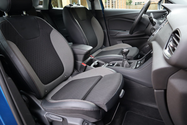 Opel Grandland X 1.2 Turbo Business + | Navi | Carplay | Cruise control |