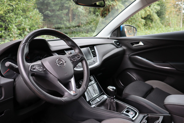 Opel Grandland X 1.2 Turbo Business + | Navi | Carplay | Cruise control |