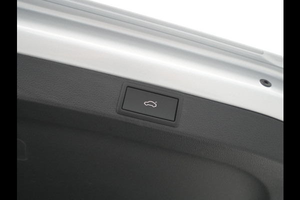 Škoda Octavia Combi 1.0 e-TSI 110pk DSG Business Edition Navigatie Digital Cockpit Pdc Android/Carplay Lm Velgen