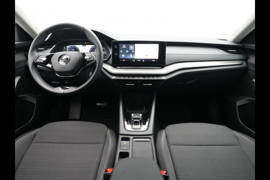 Škoda Octavia Combi 1.0 e-TSI 110pk DSG Business Edition Navigatie Digital Cockpit Pdc Android/Carplay Lm Velgen