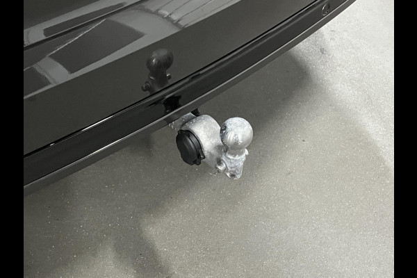 Volvo XC90 2.0 T8 Plug-in hybrid AWD Ultra Dark Luchtvering | Massage | Bowers & Wilkins | Trekhaak | Adapt. Cruise | Stoelventilatie | 22" wielen | 360 camera | Head-up