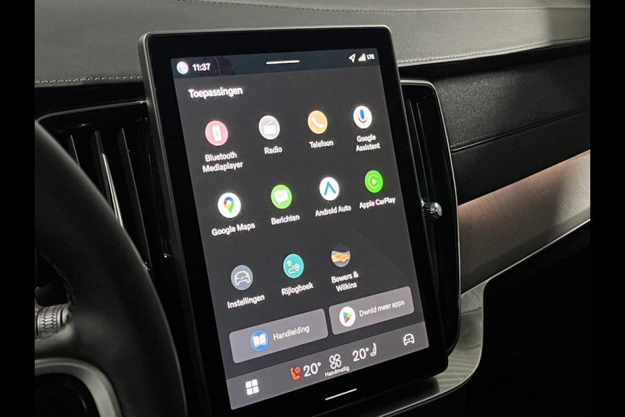 Volvo XC90 2.0 T8 Plug-in hybrid AWD Ultra Dark Luchtvering | Massage | Bowers & Wilkins | Trekhaak | Adapt. Cruise | Stoelventilatie | 22" wielen | 360 camera | Head-up