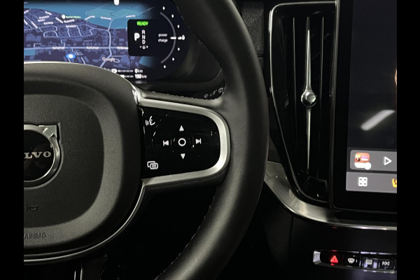 Volvo XC90 2.0 T8 Plug-in hybrid AWD Ultra Dark Luchtvering | Massage | Bowers & Wilkins | Trekhaak | Adapt. Cruise | Stoelventilatie | 22" wielen | 360 camera | Head-up