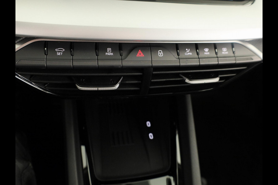 Škoda Octavia Combi Business Edition m-HEV 1.5 TSI 115 pk 7 versn. DSG | Sunset | Wegklapbare trekhaak | 18 inch lichtmetalen velgen Vega Aero zwart