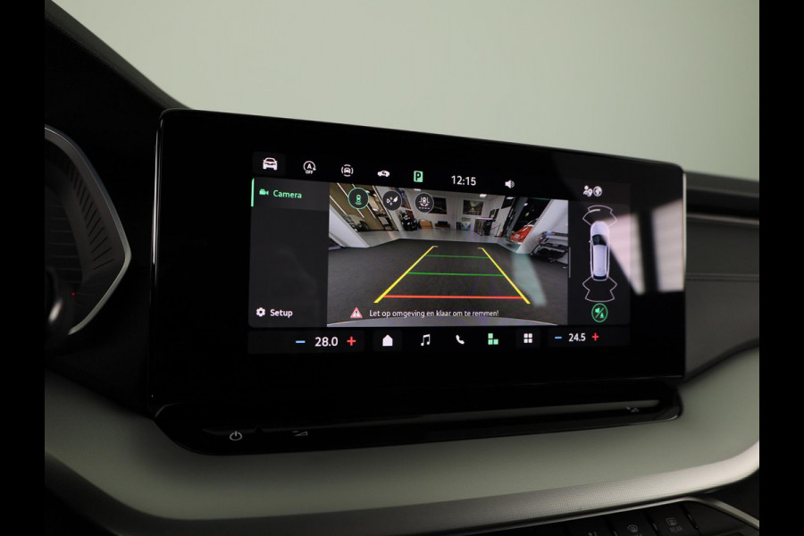 Škoda Octavia Combi Business Edition m-HEV 1.5 TSI 115 pk 7 versn. DSG | Sunset | Wegklapbare trekhaak | 18 inch lichtmetalen velgen Vega Aero zwart