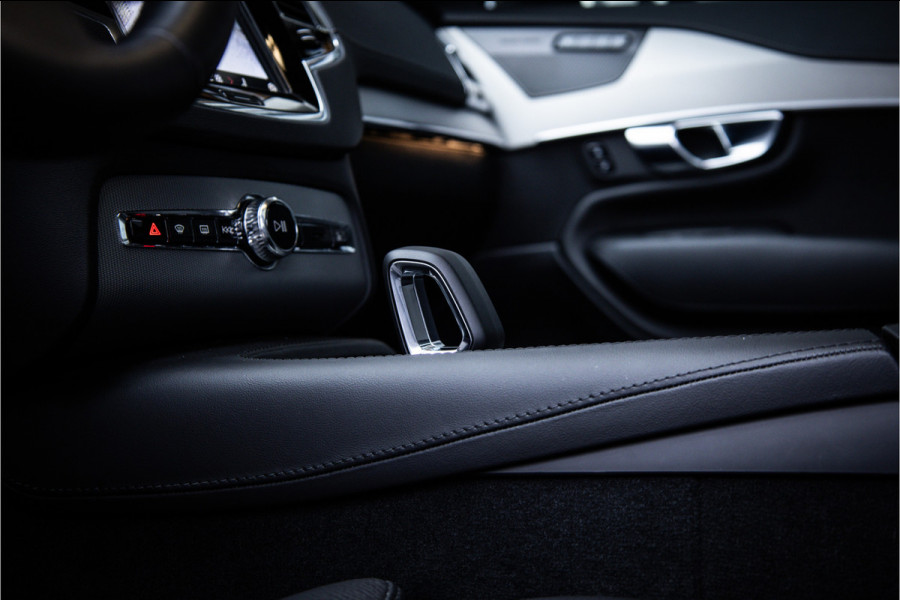Volvo XC90 2.0 T8 Plug-in hybrid AWD Plus Bright - Panorama | H&K | Memory | Elek. Trekhaak
