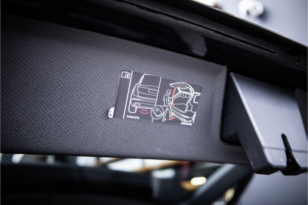 Volvo XC90 2.0 T8 Plug-in hybrid AWD Plus Bright - Panorama | H&K | Memory | Elek. Trekhaak