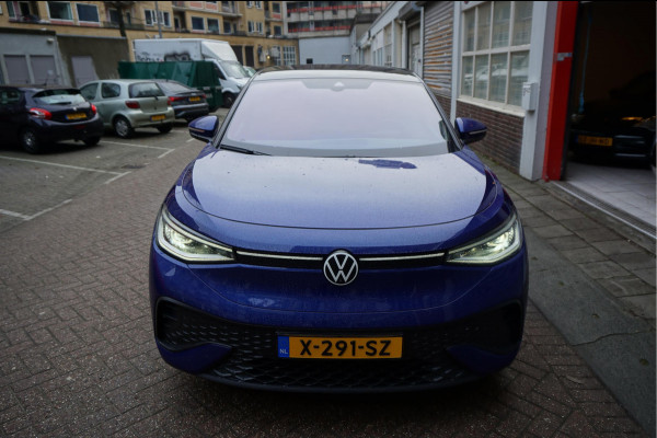 Volkswagen ID.5 Pro 77 kWh | 94%SOH | Panoramadak | MATRIX | Leer | 360 camera | Adaptieve cruise + lane departure met stuurcorrectie | Dakspoiler | Apple Carplay | Key Less Entry/ Go | Sfeerverlichting