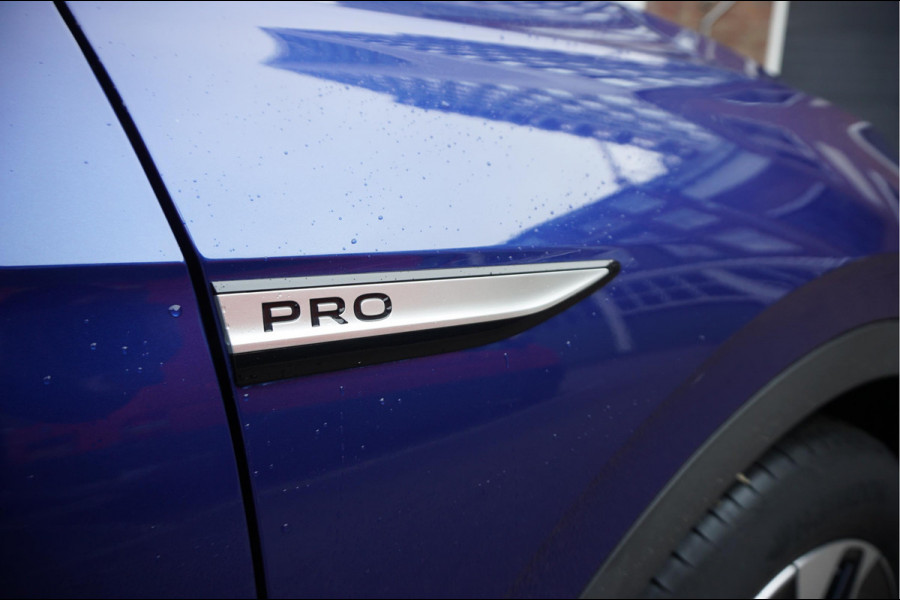 Volkswagen ID.5 Pro 77 kWh | 94%SOH | Panoramadak | MATRIX | Leer | 360 camera | Adaptieve cruise + lane departure met stuurcorrectie | Dakspoiler | Apple Carplay | Key Less Entry/ Go | Sfeerverlichting