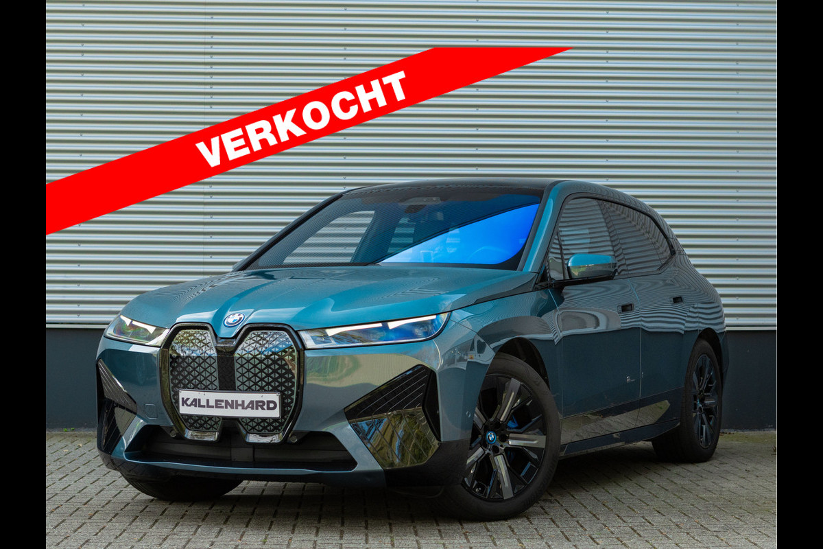 BMW iX xDrive40 - Sportpakket - Pano - Harman Kardon - Stoelventilatie - Driving Ass Prof