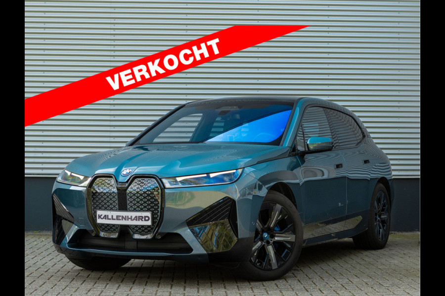 BMW iX xDrive40 - Sportpakket - Pano - Harman Kardon - Stoelventilatie - Driving Ass Prof