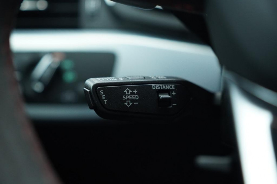 Audi RS5 Sportback 2.9 TFSI A5 quattro competition plus / Massage / Pano / 360 / Fabr. Garantie