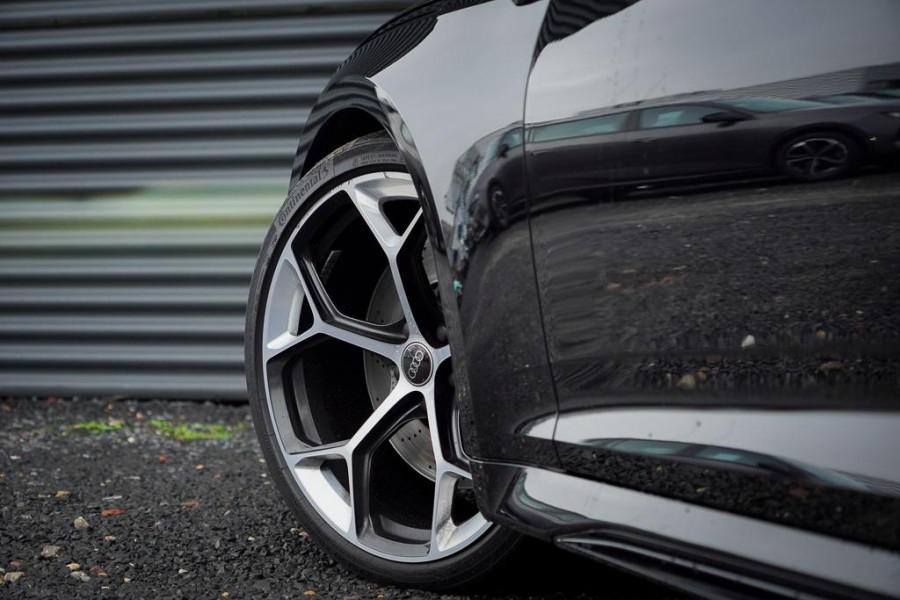 Audi RS5 Sportback 2.9 TFSI A5 quattro competition plus / Massage / Pano / 360 / Fabr. Garantie