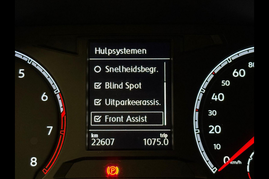 Volkswagen T-Roc Cabrio 1.5 TSI 150PK DSG R-LINE SPORT NAVI/PDC/LED/R-LINE