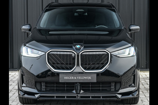 BMW X3 30e xDrive · M-Sport · Panorama dak · Sport stoelen · Driving Assistant Plus · Dab+ · Harman/Kardon · Adaptive Led · Head-Up · 3