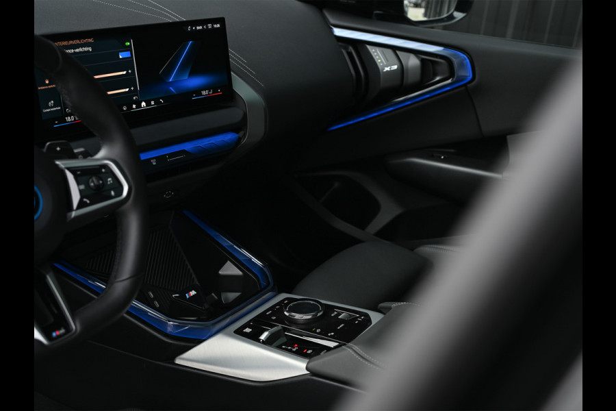 BMW X3 30e xDrive · M-Sport · Panorama dak · Sport stoelen · Driving Assistant Plus · Dab+ · Harman/Kardon · Adaptive Led · Head-Up · 3