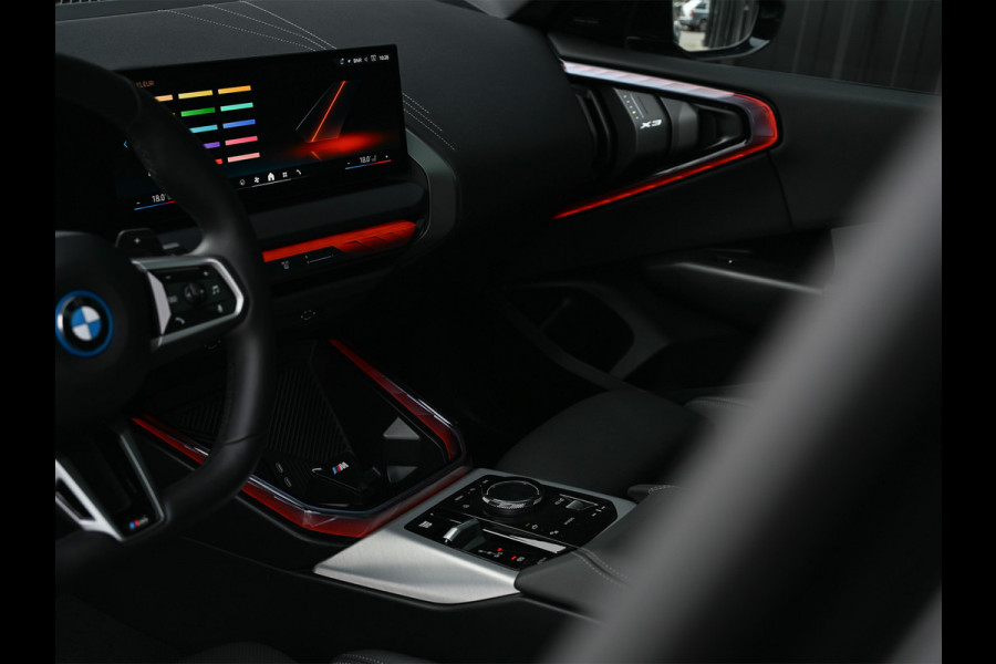 BMW X3 30e xDrive · M-Sport · Panorama dak · Sport stoelen · Driving Assistant Plus · Dab+ · Harman/Kardon · Adaptive Led · Head-Up · 3