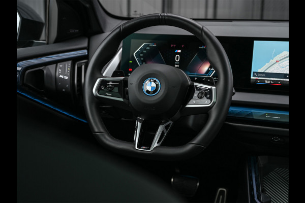 BMW X3 30e xDrive · M-Sport · Panorama dak · Sport stoelen · Driving Assistant Plus · Dab+ · Harman/Kardon · Adaptive Led · Head-Up · 3