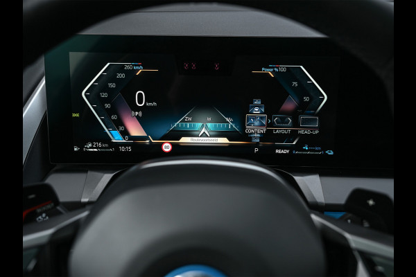 BMW X3 30e xDrive · M-Sport · Panorama dak · Sport stoelen · Driving Assistant Plus · Dab+ · Harman/Kardon · Adaptive Led · Head-Up · 3