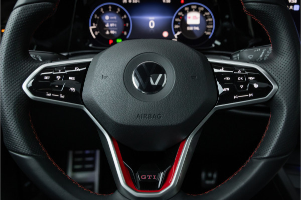 Volkswagen Golf GTI Clubsport Mondsteingrau - Pano - H/K