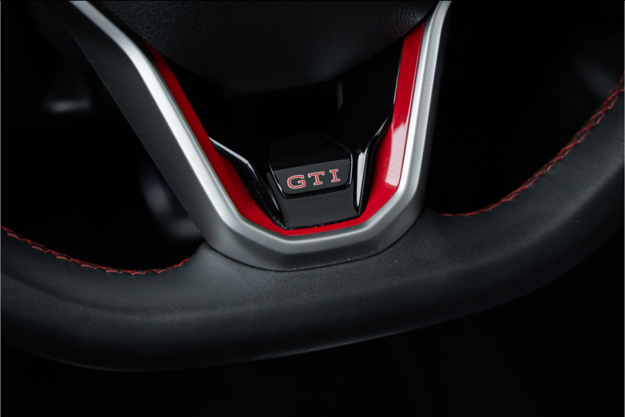 Volkswagen Golf GTI Clubsport Mondsteingrau - Pano - H/K