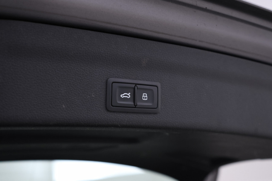 Audi A6 Avant 35 TDI Business edition automaat, panorama, climate,