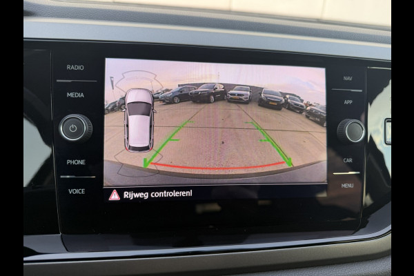 Volkswagen Polo 1.0 TSI Comfortline Business | Carplay | Camera | Virtual Cockpit | PDC | Navi