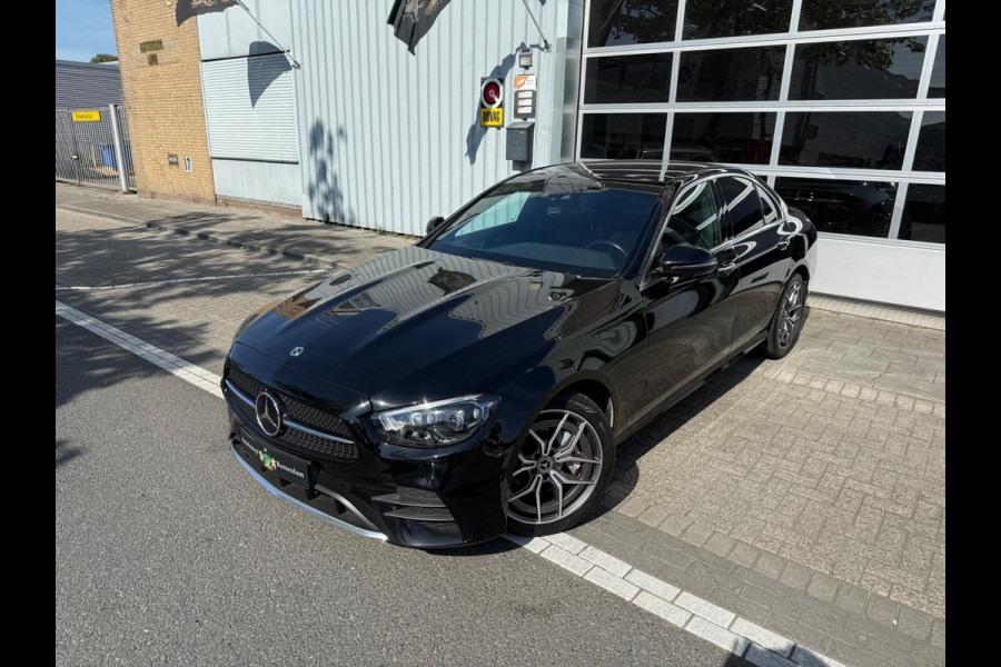 Mercedes-Benz E-Klasse 300 e AMG LEDER/NAVI/PANO/BURMESTER®
