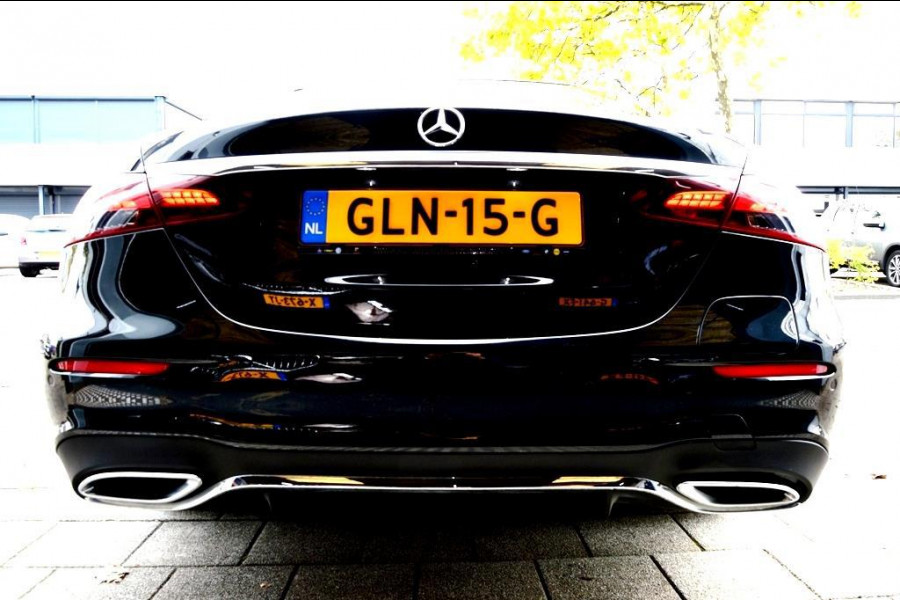 Mercedes-Benz E-Klasse 300 e AMG LEDER/NAVI/PANO/BURMESTER®