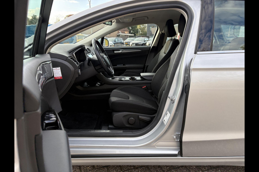 Ford Mondeo Wagon 2.0 IVCT HEV Titanium 187pk Automaat | Lichtmetaal | Navigatie | Apple Carplay / Android auto | Climate control