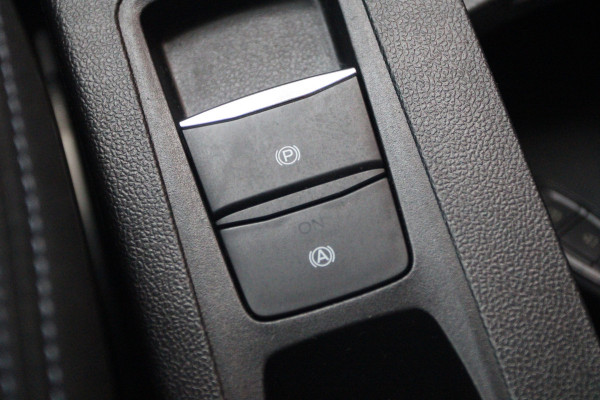 Ford Focus 1.0 EcoBoost Active Business | Trekhaak | Winterpakket