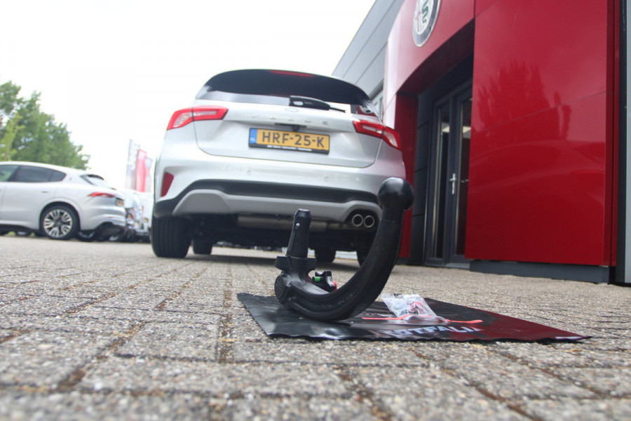 Ford Focus 1.0 EcoBoost Active Business | Trekhaak | Winterpakket