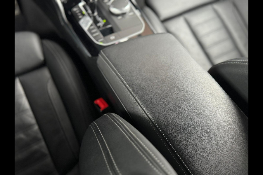 BMW 3-serie 330e M Sport |Head-Up|H&K|Laser|Driving ass|