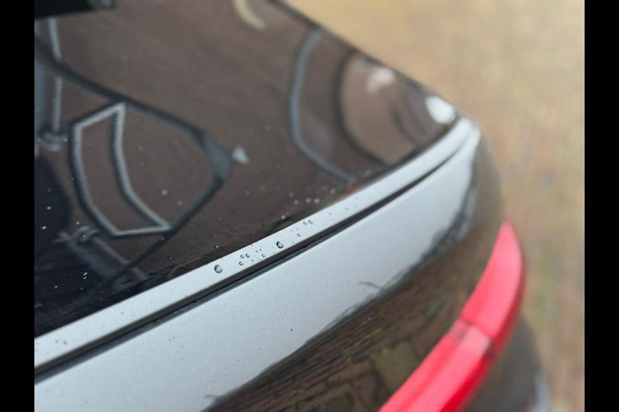 BMW 3-serie 330e M Sport |Head-Up|H&K|Laser|Driving ass|