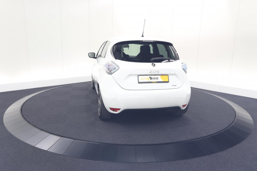 Renault ZOE Q90 Intens Quickcharge 41 kWh | Huuraccu | Navigatie | Parkeersensoren | Climate Control