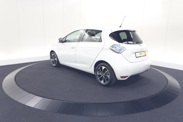 Renault ZOE Q90 Intens Quickcharge 41 kWh | Huuraccu | Navigatie | Parkeersensoren | Climate Control
