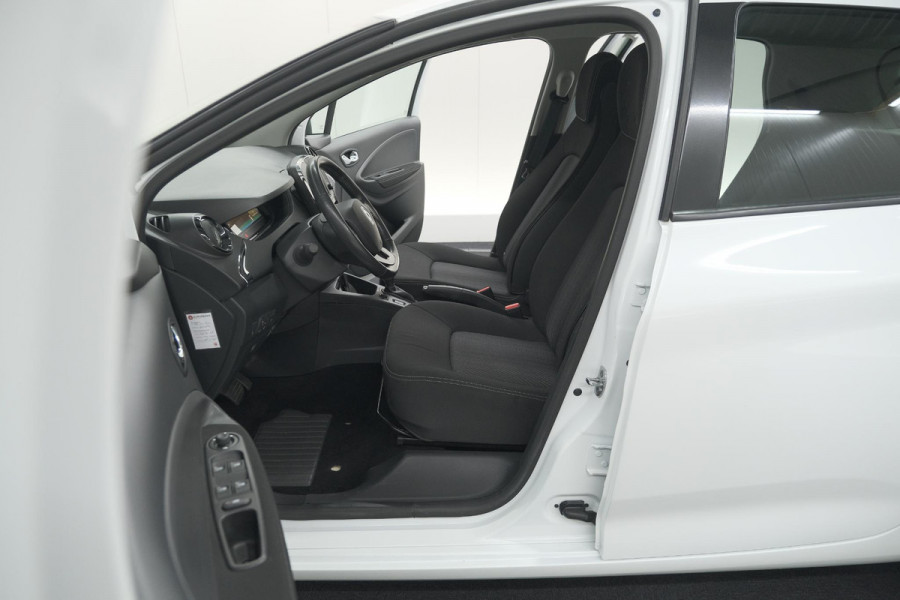 Renault ZOE Q90 Intens Quickcharge 41 kWh | Huuraccu | Navigatie | Parkeersensoren | Climate Control