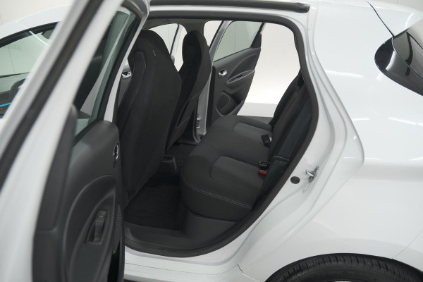 Renault ZOE Q90 Intens Quickcharge 41 kWh | Huuraccu | Navigatie | Parkeersensoren | Climate Control