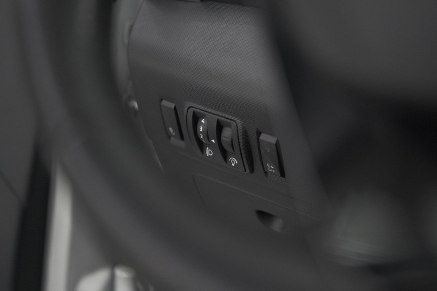 Renault ZOE Q90 Intens Quickcharge 41 kWh | Huuraccu | Navigatie | Parkeersensoren | Climate Control