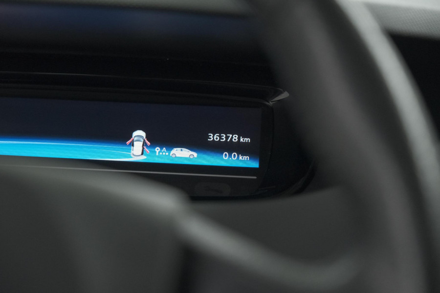 Renault ZOE Q90 Intens Quickcharge 41 kWh | Huuraccu | Navigatie | Parkeersensoren | Climate Control