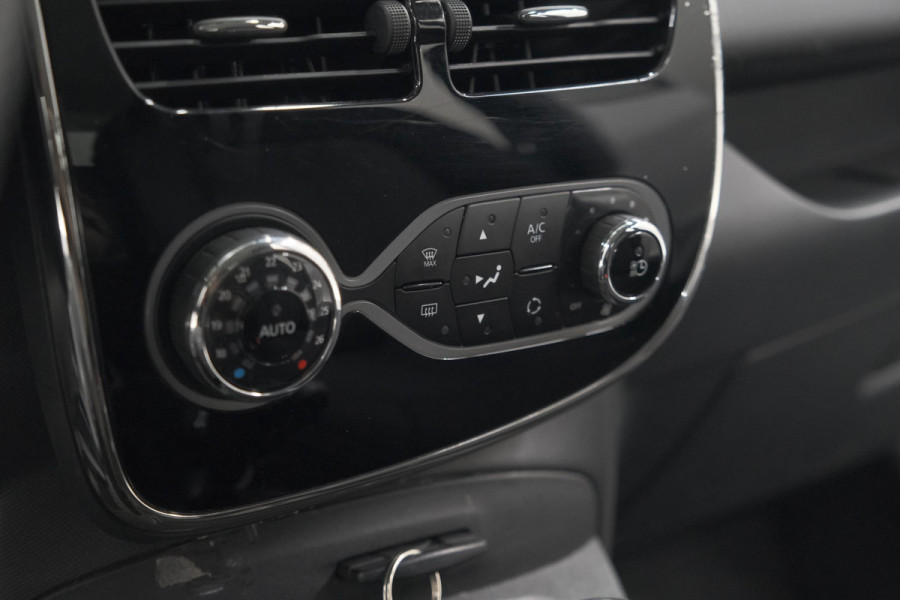 Renault ZOE Q90 Intens Quickcharge 41 kWh | Huuraccu | Navigatie | Parkeersensoren | Climate Control