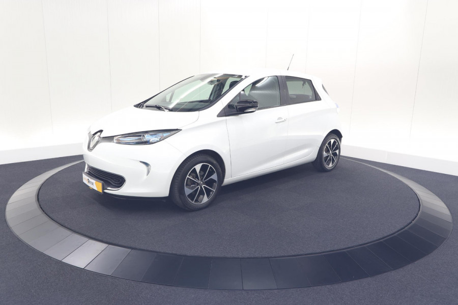 Renault ZOE Q90 Intens Quickcharge 41 kWh | Huuraccu | Navigatie | Parkeersensoren | Climate Control