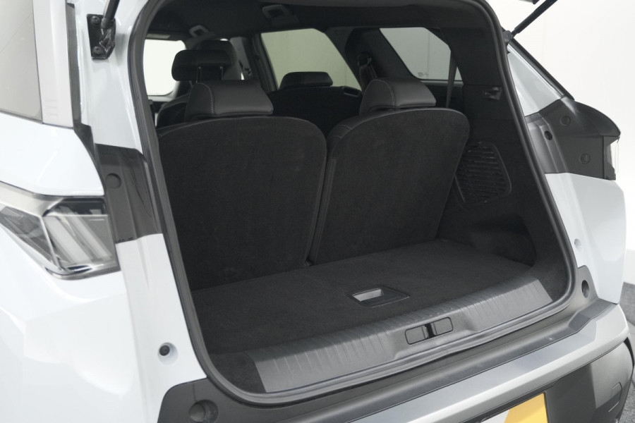 Peugeot 5008 Hybrid 136 e-DCS6 Allure | 7 Zitplaatsen | Camera | Stoelverwarming | Panoramic Navigation pack