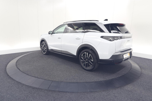 Peugeot 5008 Hybrid 136 e-DCS6 Allure | 7 Zitplaatsen | Camera | Stoelverwarming | Panoramic Navigation pack