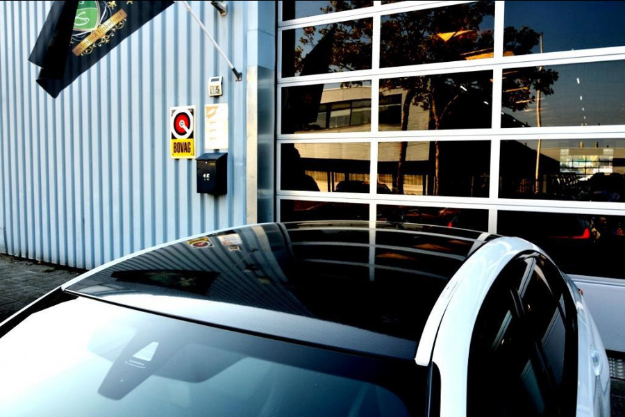 BMW 3-serie 330e High Executive M Performance CARBON/LASER