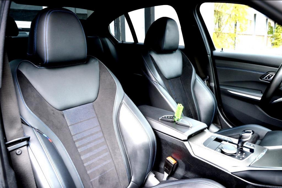 BMW 3-serie 330e High Executive M Performance CARBON/LASER