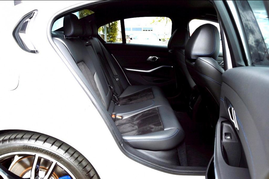 BMW 3-serie 330e High Executive M Performance CARBON/LASER