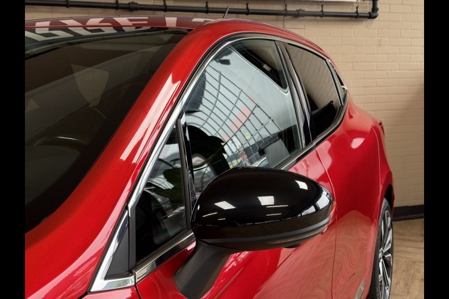 Renault Clio 1.0 TCe 90pk Intens | Navi | 360 | Stuur & Stoelverwarming | Carplay | 17" | Led | 100% onderhouden!