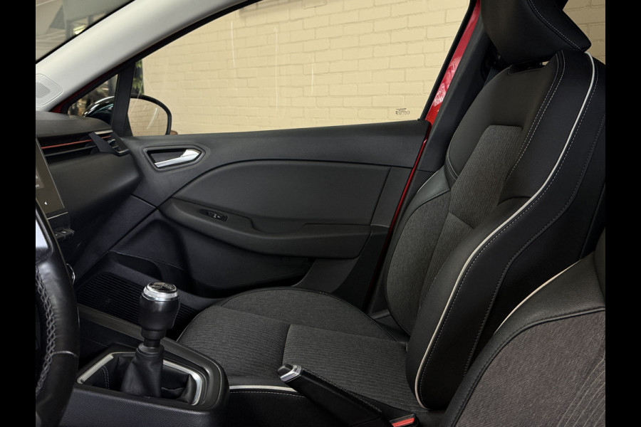 Renault Clio 1.0 TCe 90pk Intens | Navi | 360 | Stuur & Stoelverwarming | Carplay | 17" | Led | 100% onderhouden!