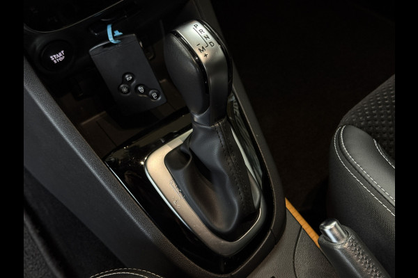 Renault Clio 1.2 TCe 120pk AUT Intens | Navi | Led | Camera | PDC V+A | 16" | Stoelverwarming | 100% Dealer onderhouden!